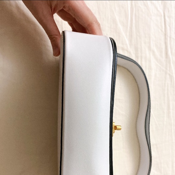 Valentino Garavani White Shoulder Bag - Picture 11 of 13